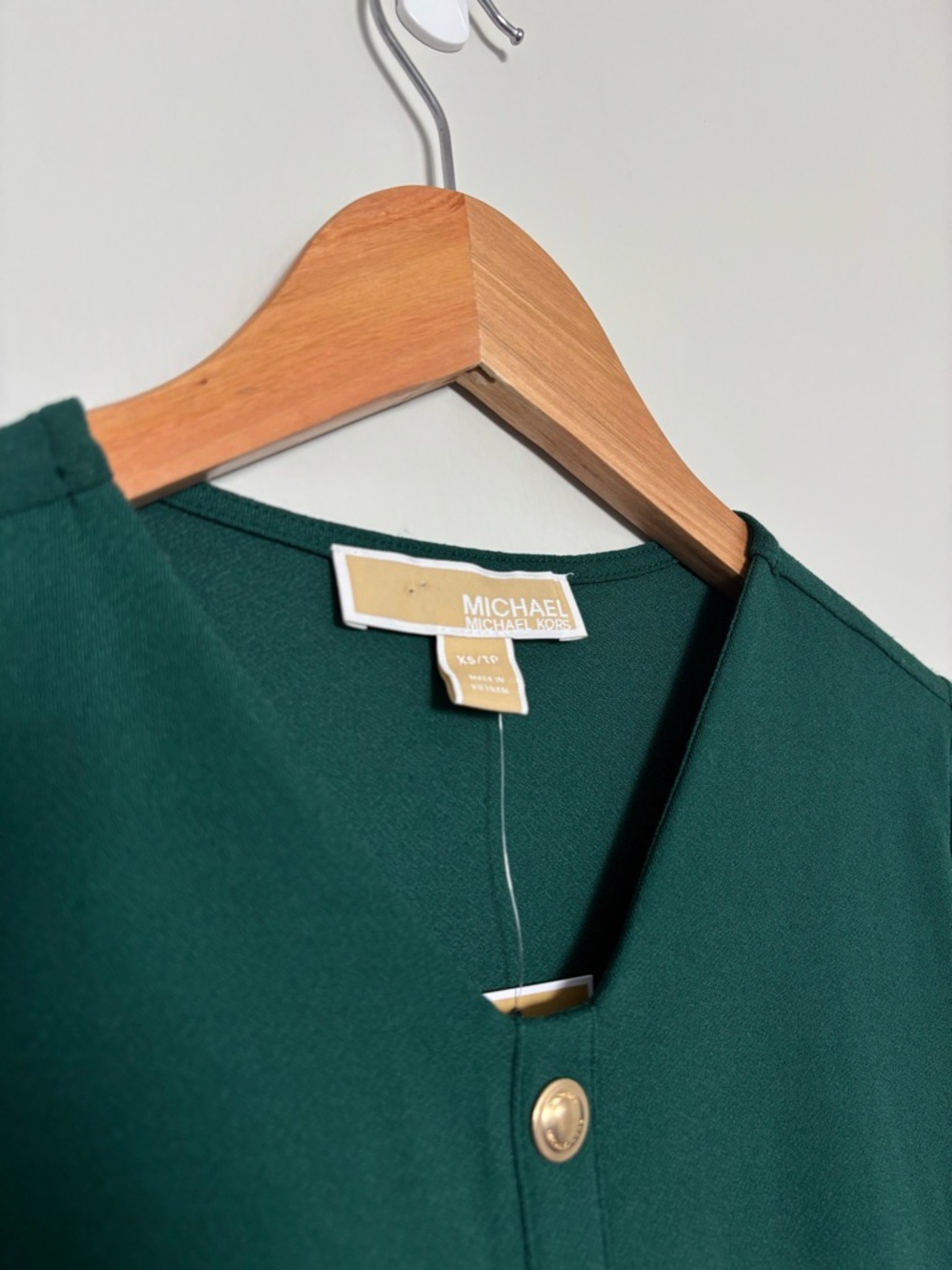 Michael Kors Women's Dark Emerald Blouse Top - Picture 7 of 7